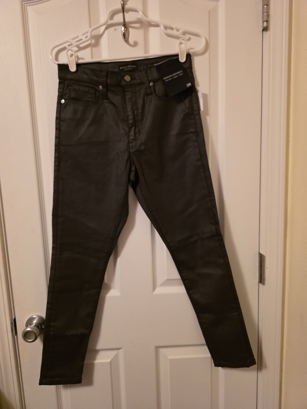 NWT Banana Republic Coated High Rise Skinny Ankle Jeans Size 28 / 6